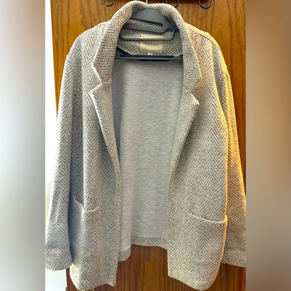 Like New Women’s Thread & Supply Classic Herringbone Jacket/Blazer Size L